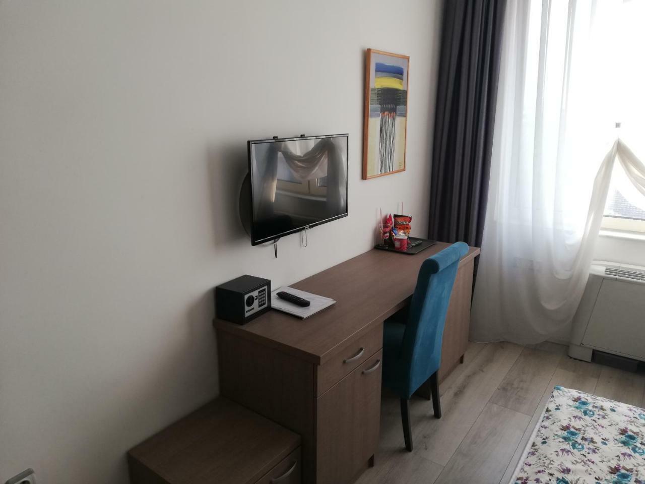 Atlas City Center Hotel Prilep Bagian luar foto